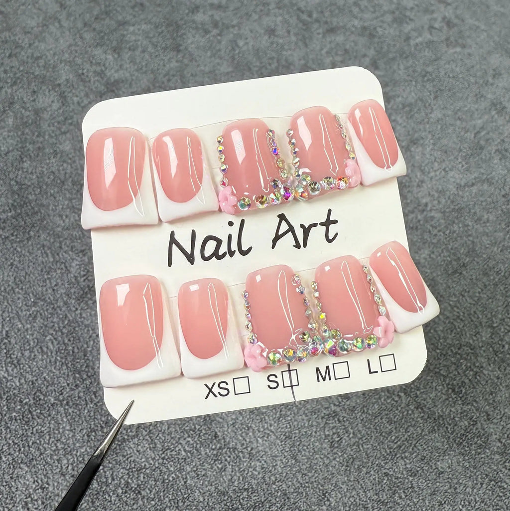 10pcs Pink Duckbill Handmade Press on Nails Art Simple White French Short Fake Nail Wearable Rhinestones Design False Nails Tips